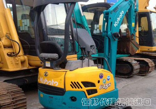 日本挖掘机进口报关安排香港中检